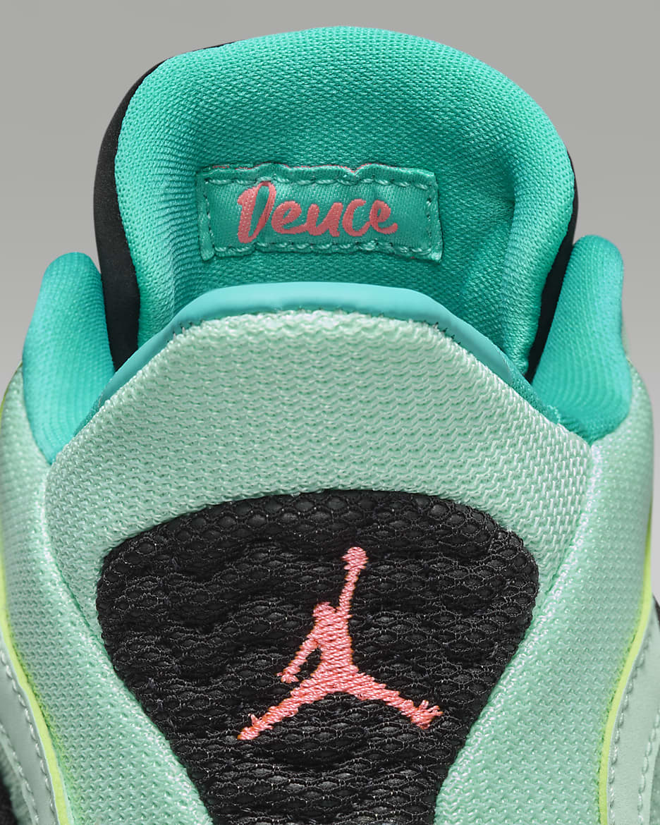Kids green basketball shoes online